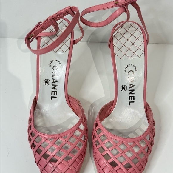 Chanel pumps - Picture 8 of 9